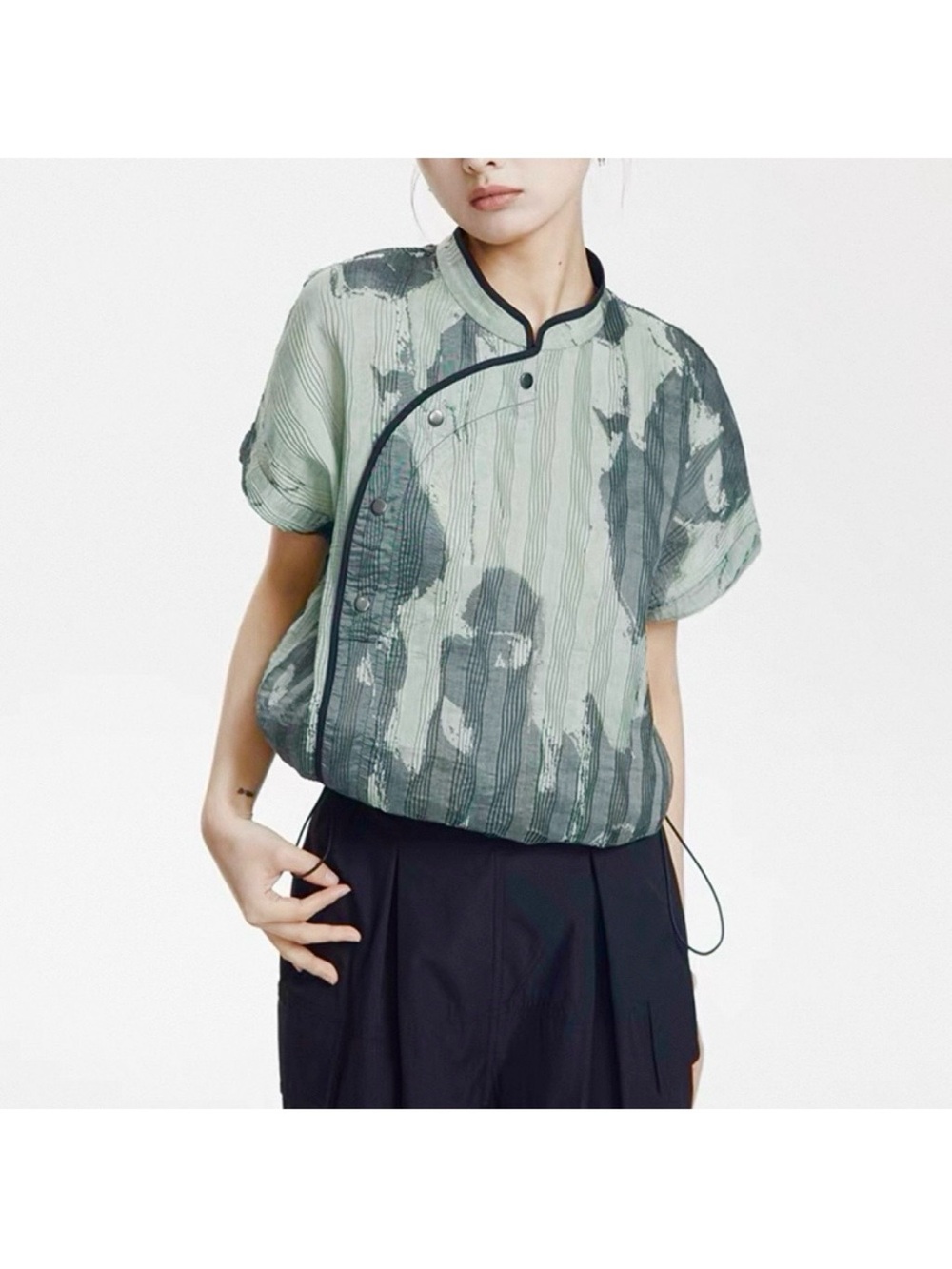 He She Me Sage Green Abstract Print Mandarin Collar Asymmetrical Top S
